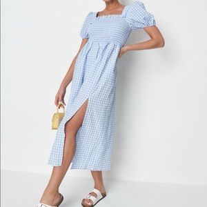 MissGuided Blue Gingham Puff Sleeve Dress.